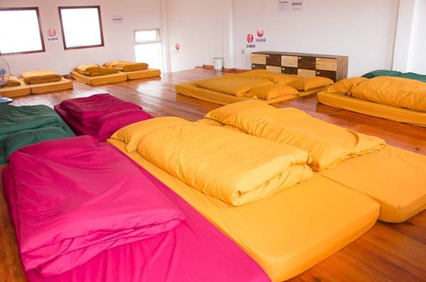 Phòng ngủ tập thể có thể chứa được 20 người
