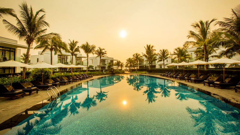 Hồ bơi resort Đà Nẵng 5 sao Melia Đà Nẵng