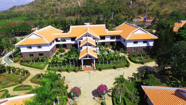 Long Hải Beach Resort view biển 4 sao