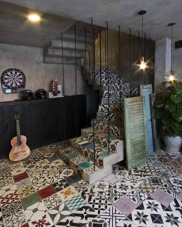 Chi tiết gạch hoa bên trong Memory Hostel