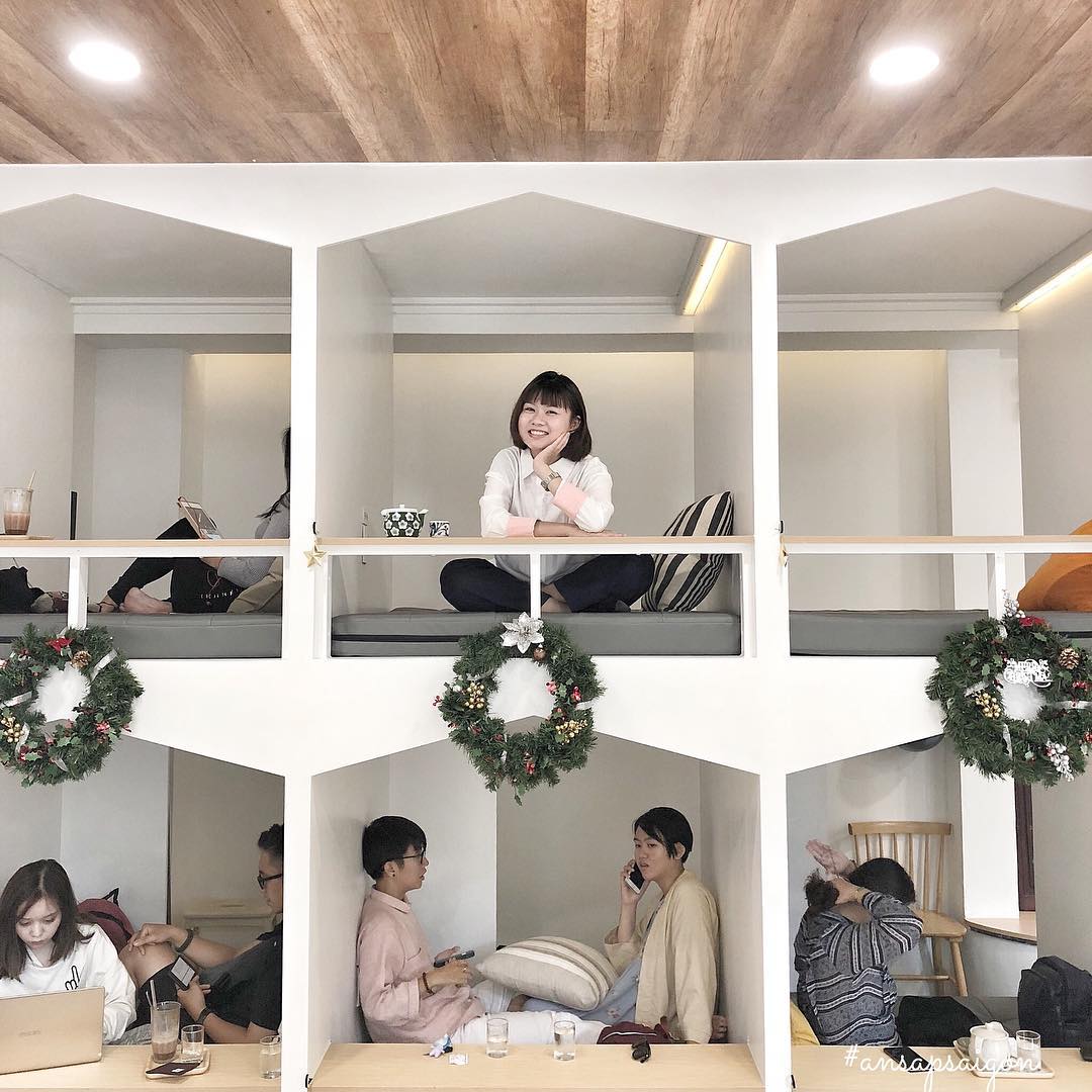 Phòng riêng tiệm café Sài Gòn độc lạ Chidori