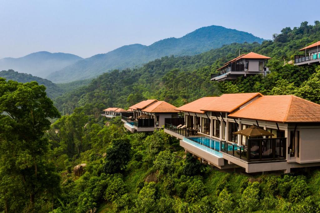 Combo khách sạn Huế Banyan Tree Lăng Cô sang trọng