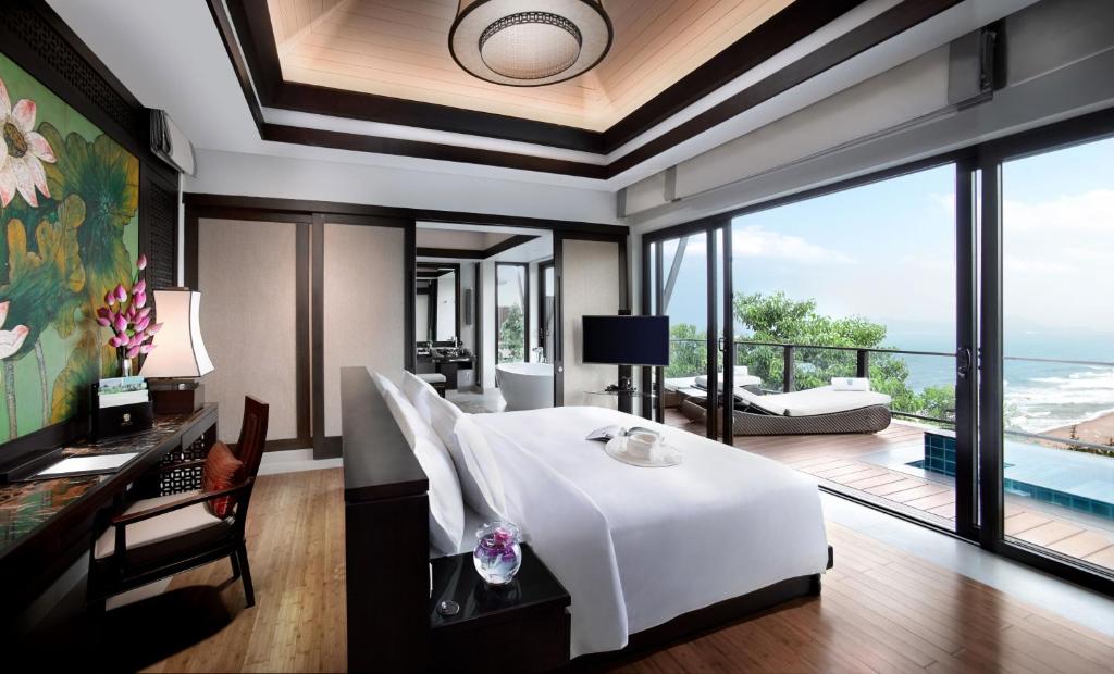 Không gian phòng nghỉ cao cấp tại Banyan Tree Lăng Cô