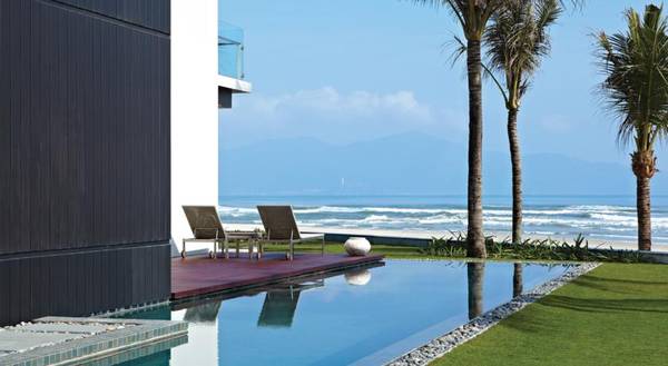 Bể bơi resort Đà Nẵng Hyatt Regency Bể bơi resort Đà Nẵng Hyatt Regency