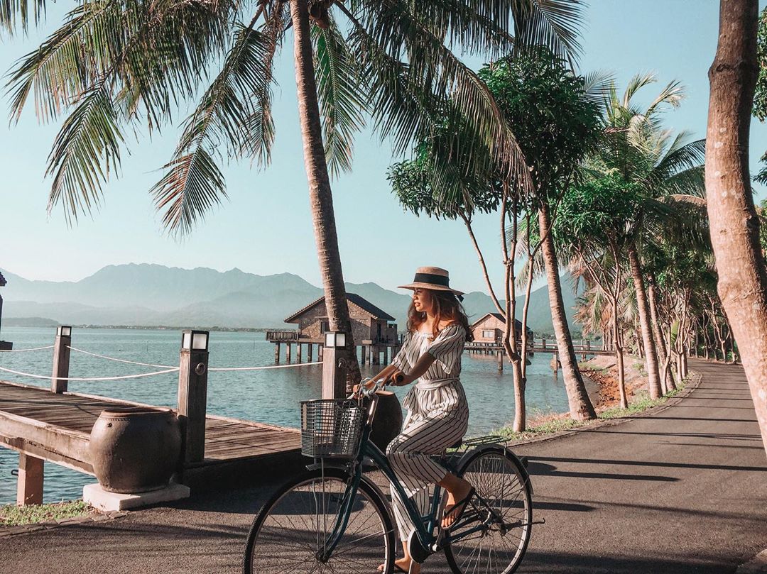 Hồ bơi riêng Vedana Lagoon Resort