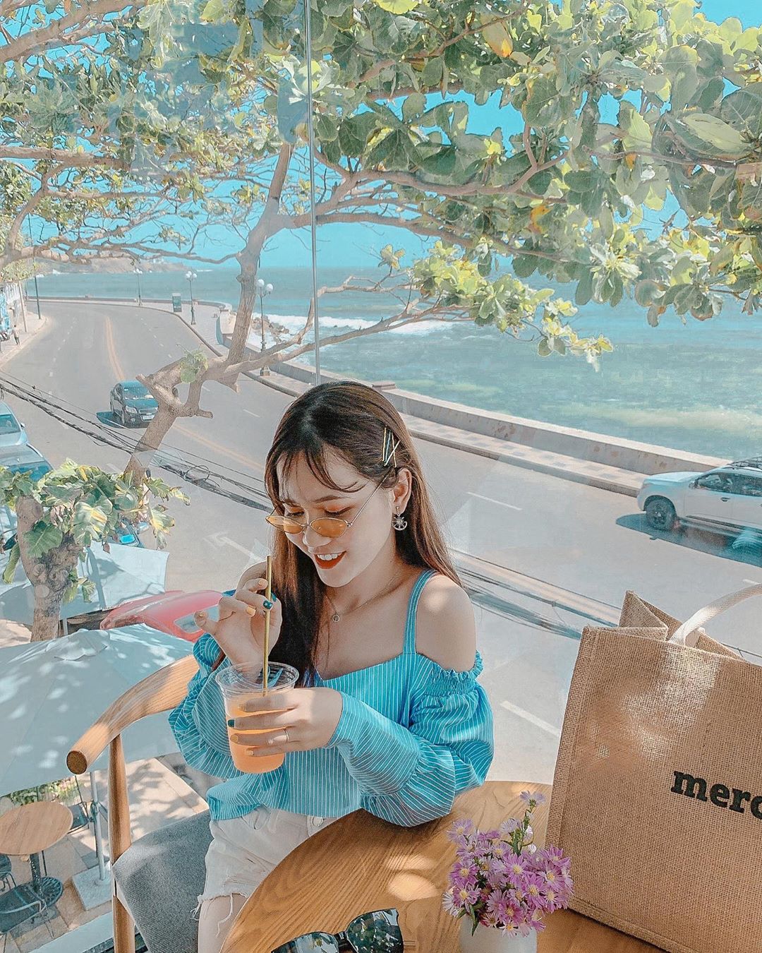 Không gian quán cafe Vũng Tàu view biển Soho Coffee