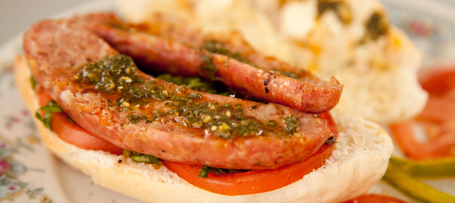 Choripán Argentina - Đặc sản vỉa hè siêu rẻ