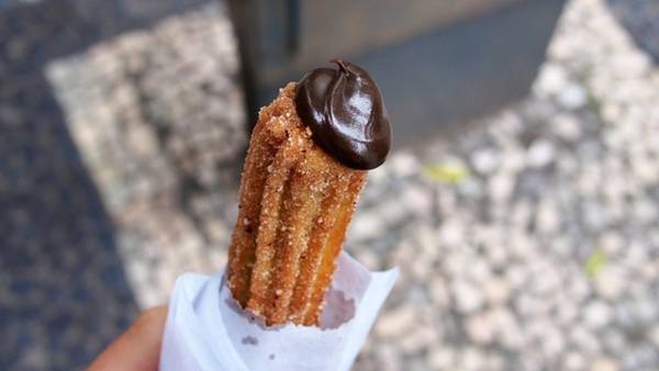 Churro Brazil - Đặc sản vỉa hè siêu rẻ