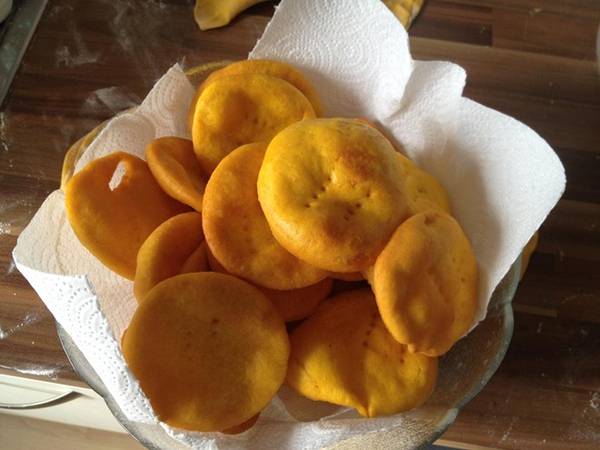Sopaipilla Chile - Đặc sản vỉa hè siêu rẻ