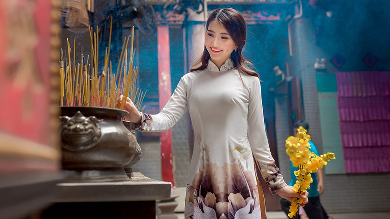 Khu phố người Hoa chụp ảnh áo dài Tết Sài Gòn