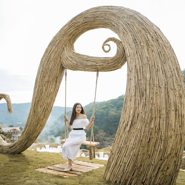 View đồi Xứ Sở Thần Tiên Đà Lạt