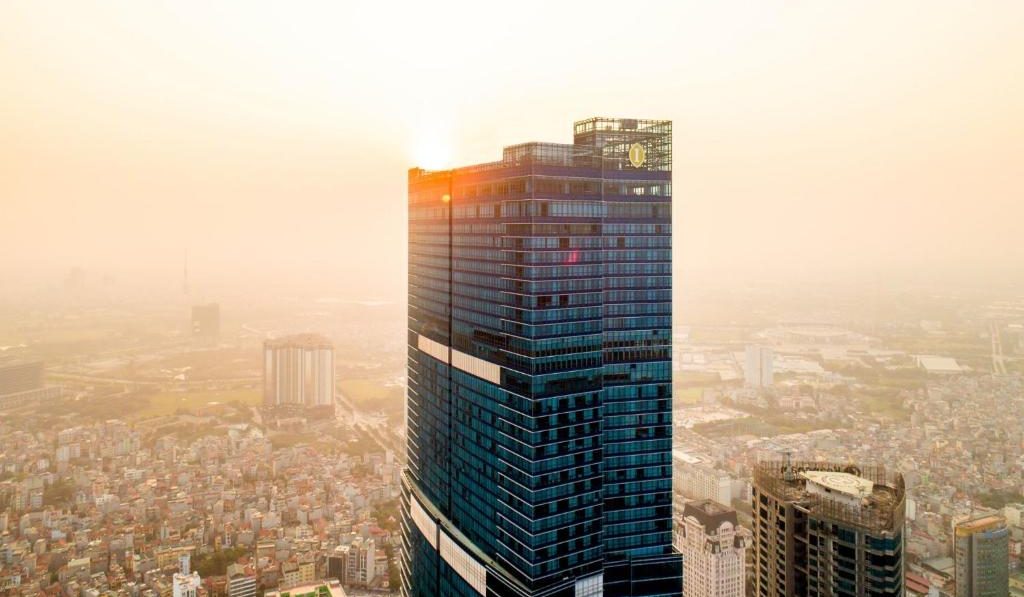 Vị trí trung tâm của top khách sạn Hà Nội InterContinental Landmark 72