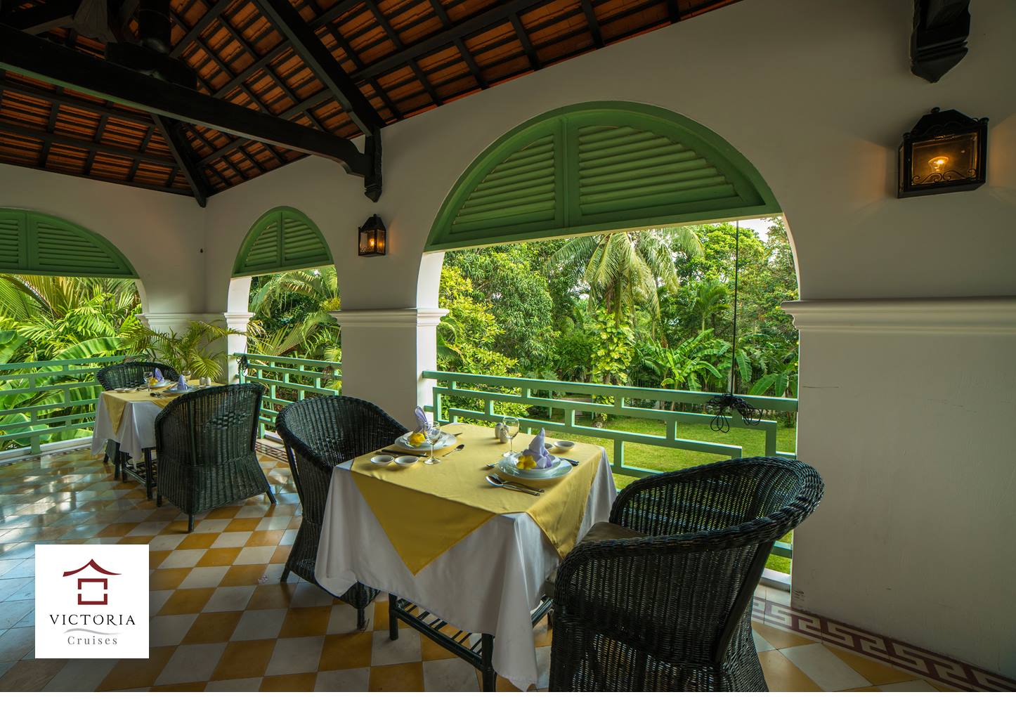 Du thuyền Cái Bè Princess thưởng thức ẩm thực tại Nhà hàng Le Longanier