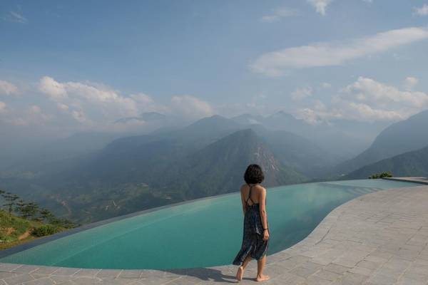 Hồ bơi vô cực Sapa Topas Ecolodge panorama Hồ bơi vô cực Sapa Topas Ecolodge panorama