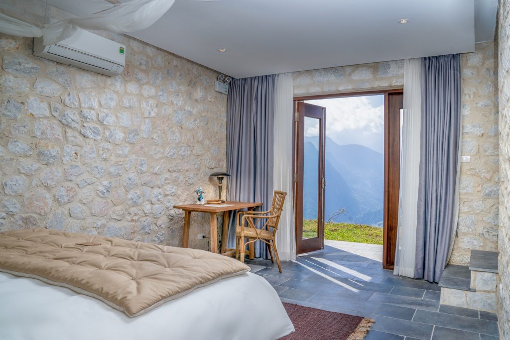 Phòng nghỉ thoáng đãng tại Topas Ecolodge Sapa