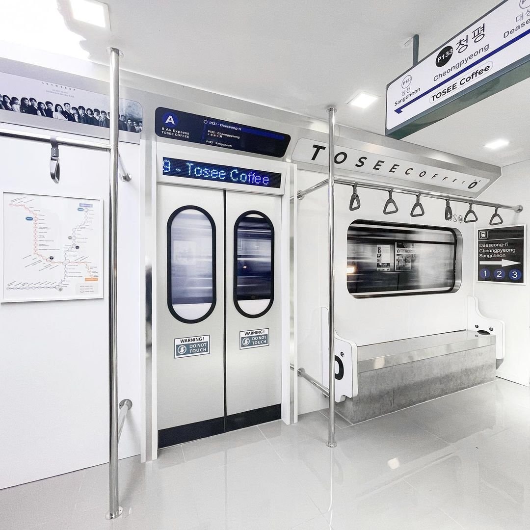Khu vực ngoài trời quán cà phê Tosee