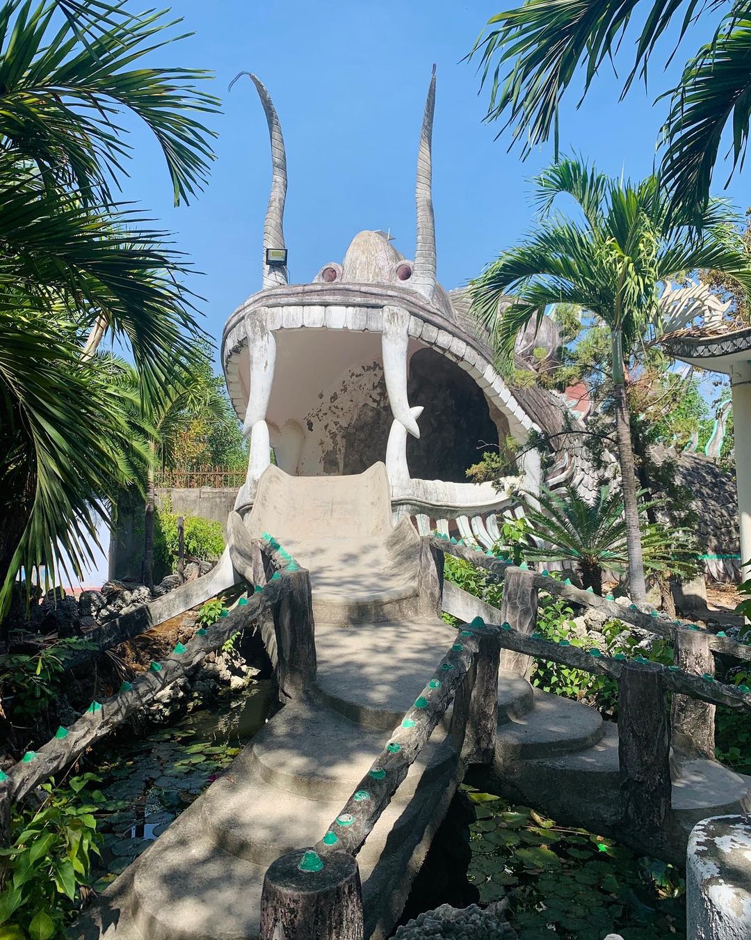 Công trình độc đáo chùa Ốc tour Bình Ba 2N2Đ