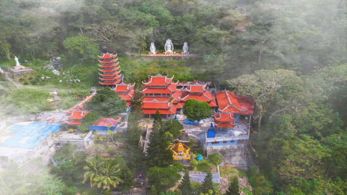 tour-cao-cap-phan-thiet-2n1d-mui-ne-doi-cat-bay-resort-4-sao-gia-1190000-dong-ivivu-1