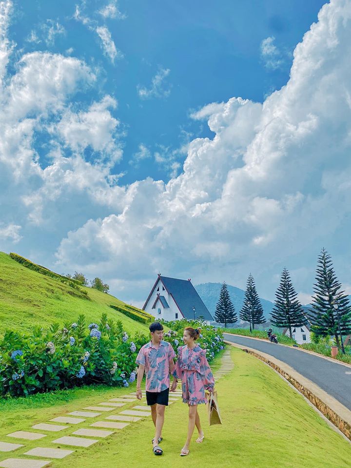 Khu nghỉ dưỡng Đà Lạt Wonder Resort view hồ Tuyền Lâm