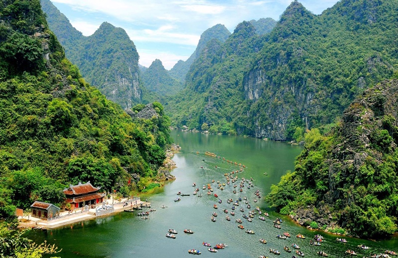 Tour Miền Bắc 6N5Đ: Khám phá Hạ Long – Ninh Bình – Sapa giá chỉ 7.950.000 VND/khách