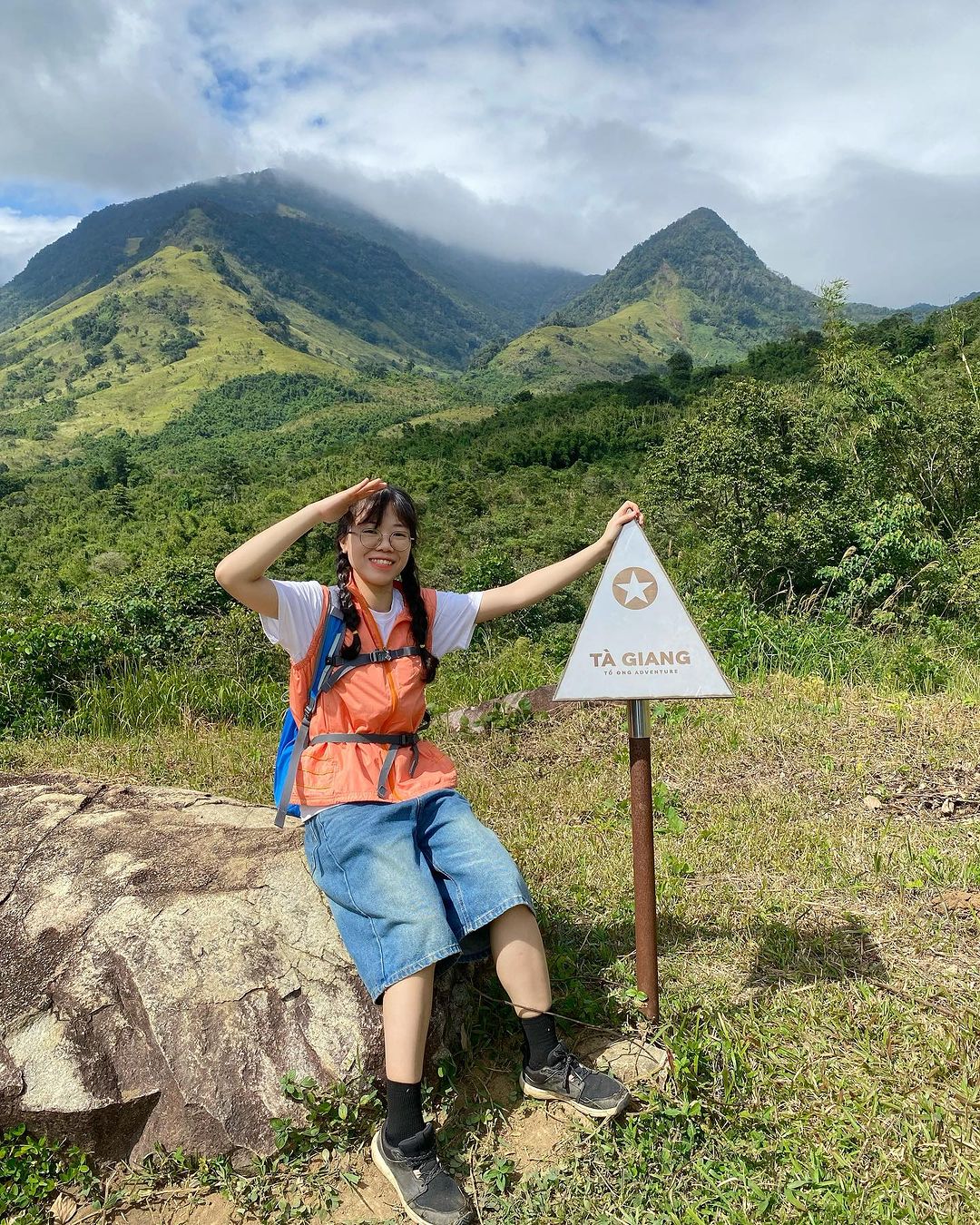 Trekking xuyên rừng núi Khánh Hòa hoang sơ