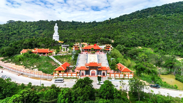 Chùa Hộ Quốc trong tour Phú Quốc 3N2Đ Chùa Hộ Quốc trong tour Phú Quốc 3N2Đ