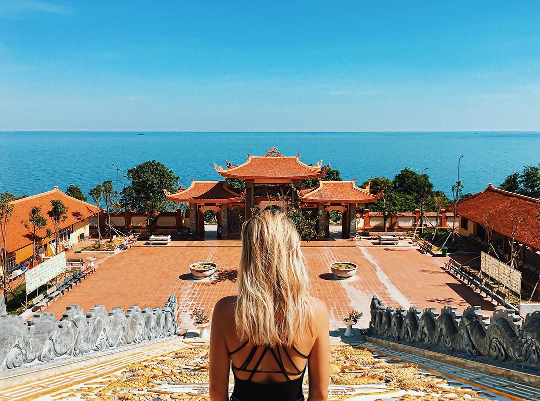 Chùa Hộ Quốc trong tour Phú Quốc 4N3Đ