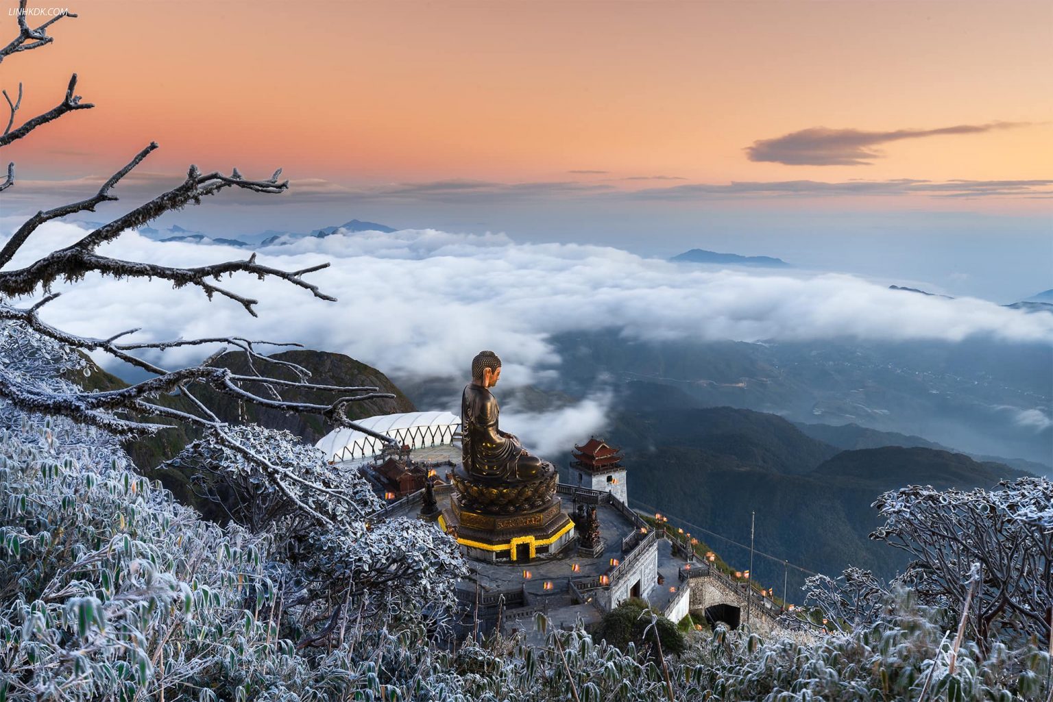 Khám phá thị trấn sương mờ quyến rũ trong tour Sapa 3N2Đ