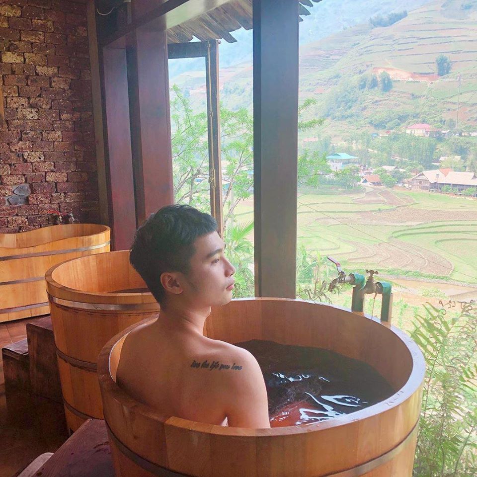 Hình ảnh trải nghiệm tắm lá thuốc Dao đỏ