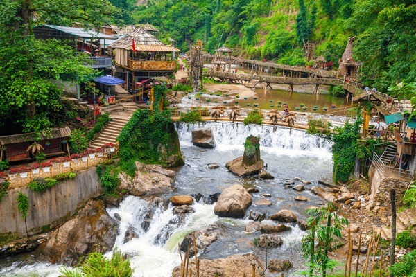 Du xuân qua những thắng cảnh đặc sắc của miền Bắc với tour Tết Sapa 5N4Đ