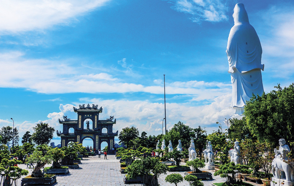 Chùa Linh Ứng Bãi Bụt. Ảnh: Tạp chí văn hóa Phật giáo.