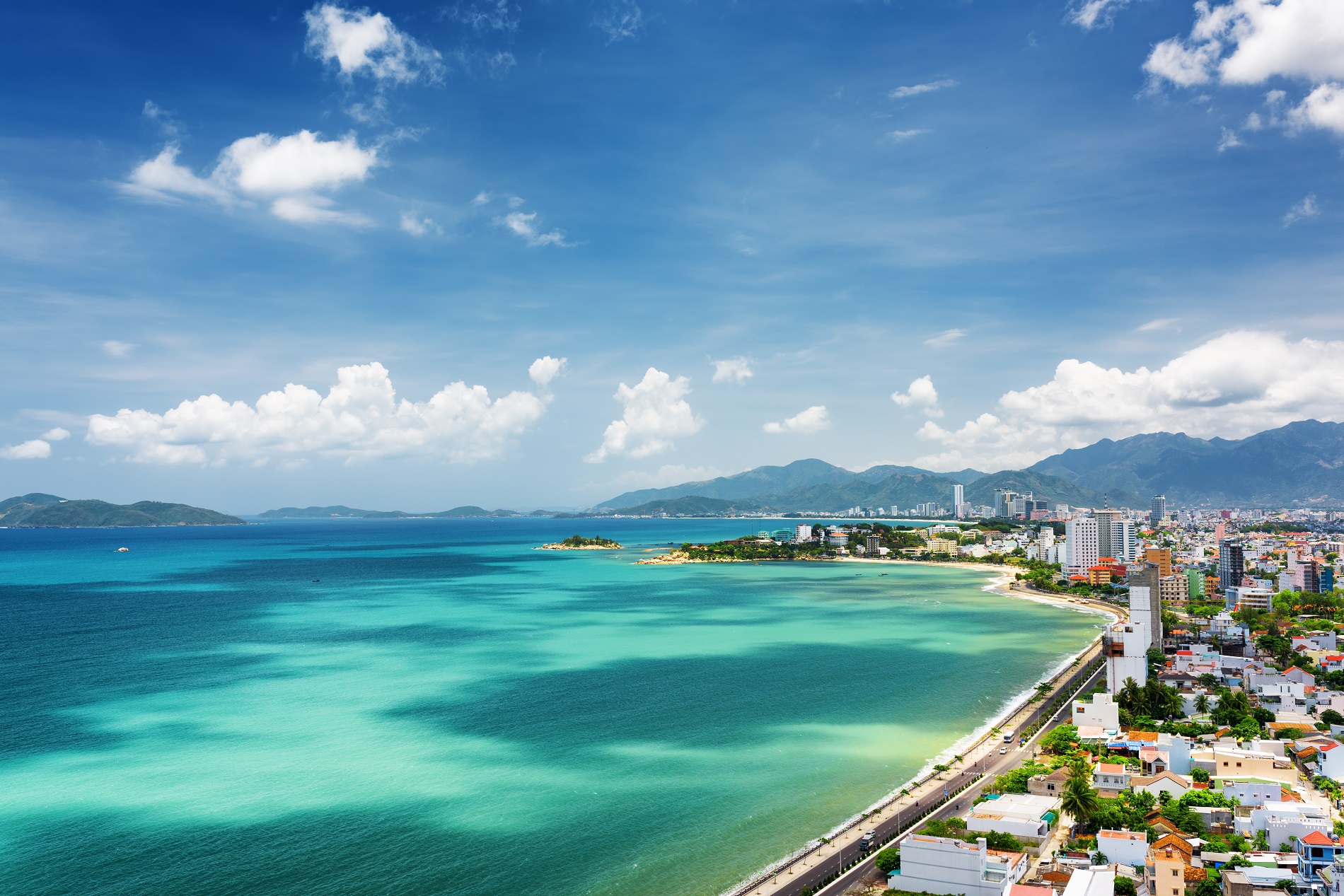 Toàn cảnh thành phố Nha Trang xinh đẹp nhìn từ trên cao