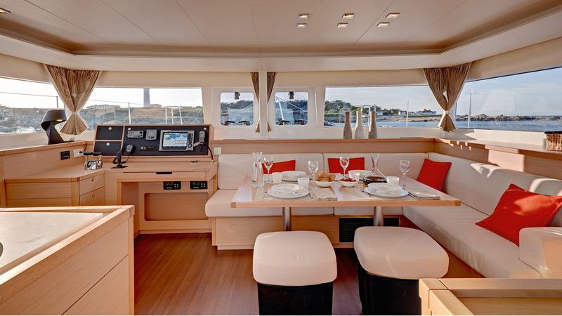 trai-nghiem-du-thuyen-catamaran-sarita-phu-quoc-5-sao-chi-1999000-dong-ivivu-4 trai-nghiem-du-thuyen-Catamaran Sarita-phu-quoc-5-sao-chi-1999000-dong-ivivu-4