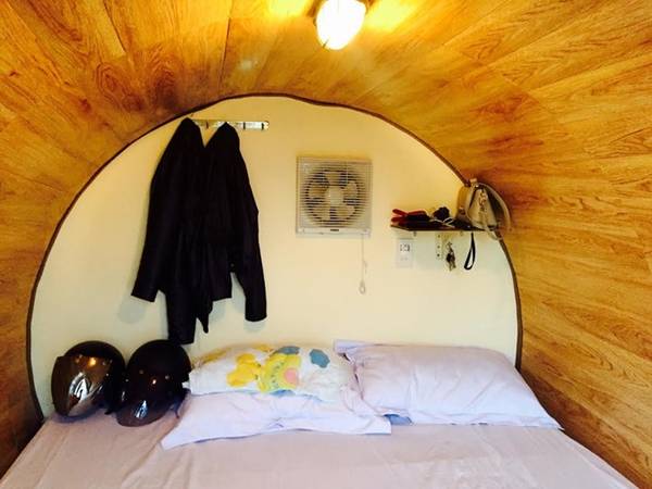 Nghỉ ngơi tại hostel sau hành trình dài đến Đà Lạt