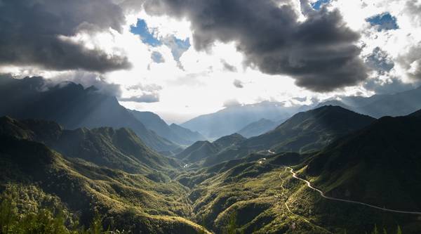 Đỉnh Ô Quy Hồ khi du lịch Sapa