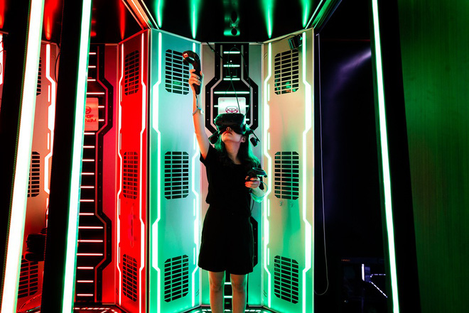 Trải nghiệm SkyTouch và VR tại Landmark 81