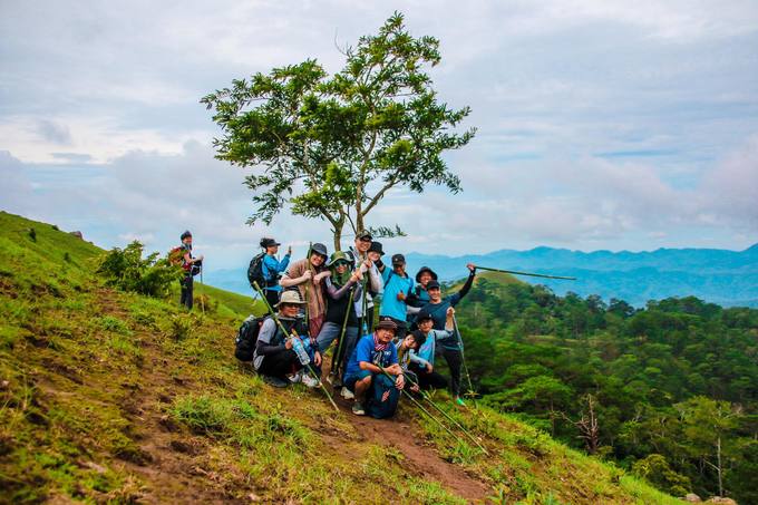 trekking-ta-nang-mua-co-phu-xanh-ca-ngon-doi-ivivu-2 trekking-ta-nang-mua-co-phu-xanh-ca-ngon-doi-iVIVU-2