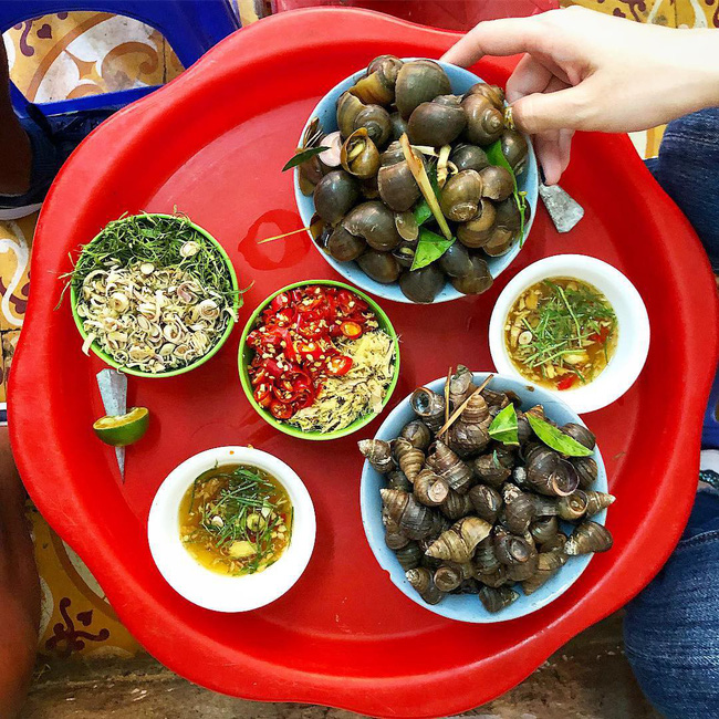 Ốc luộc Hà Nội ngon tại quán Hà Trang