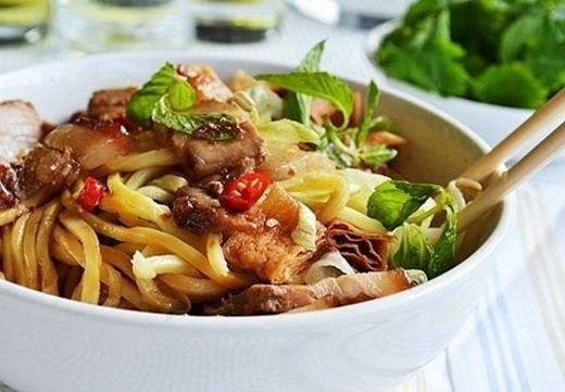 Tô cao lầu đặc sản món ngon Hội An