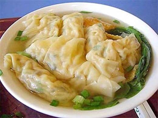 Hoành thánh Thái Phiên món ngon Hội An