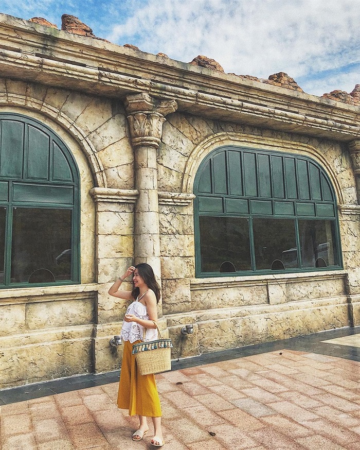 Phong cách Địa Trung Hải ga An Thới