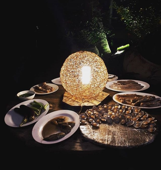 Lagi Farmstay Bình Thuận không gian ăn uống ngoài trời