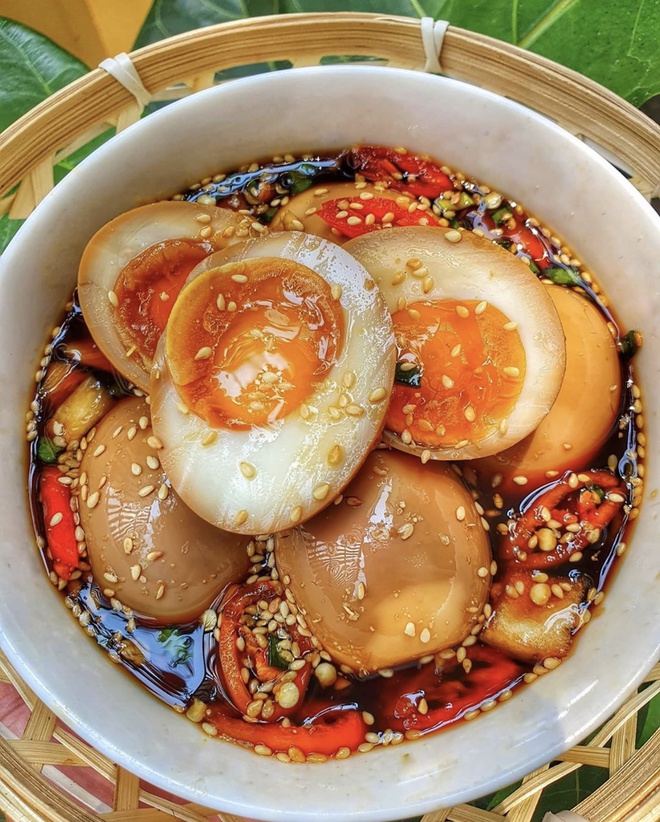 Trứng ngâm tương Hàn Quốc hoàn thành