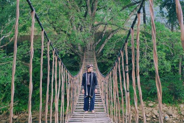 Cầu mây Tả Van trong tour du lịch Sapa