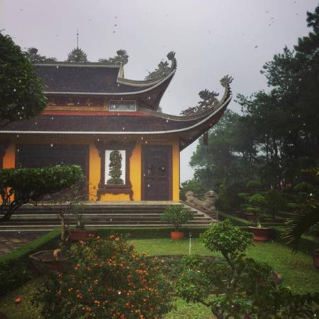 Vẻ đẹp cổ kính yên bình tại tu viện Bát Nhã Bảo Lộc
