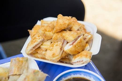 Bánh sữa pa tê chiên trứng món ăn tân binh Sài Gòn