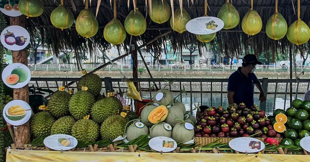 Sài Gòn tổ chức tuần lễ trái cây “Trên bến dưới thuyền” ở quận 8
