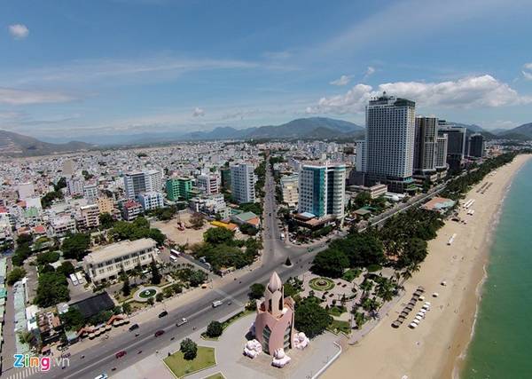 Tháp Trầm Hương kiến trúc độc đáo sát bờ biển Nha Trang
