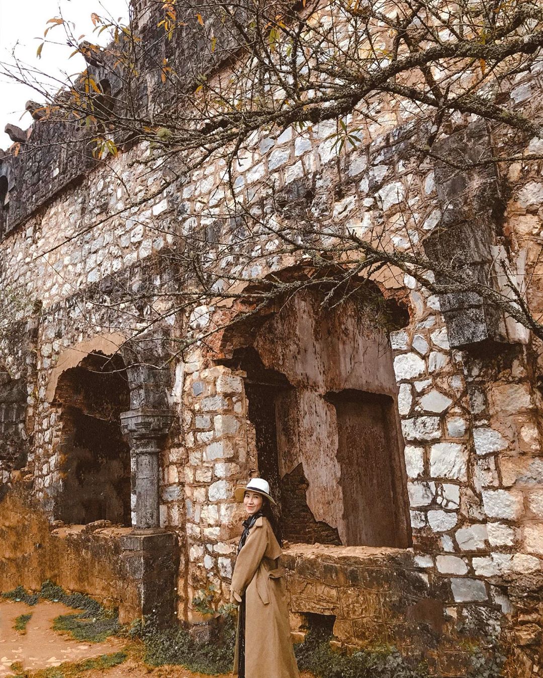 Tu Viện Cổ Tả Phìn giá vé tham quan Sapa