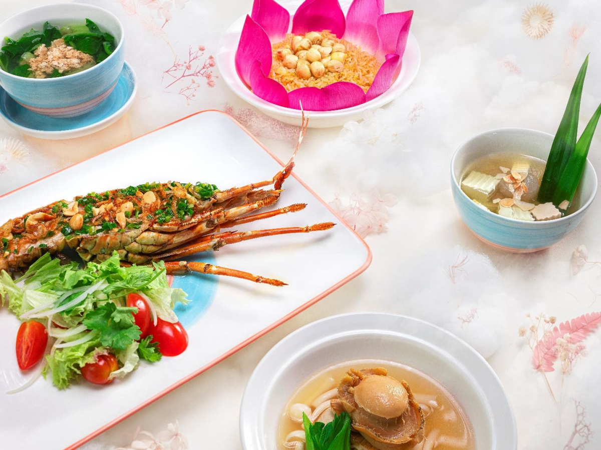 Súp bào ngư món ăn tượng trưng cho tình yêu bền chặt tại The Grand Hồ Tràm